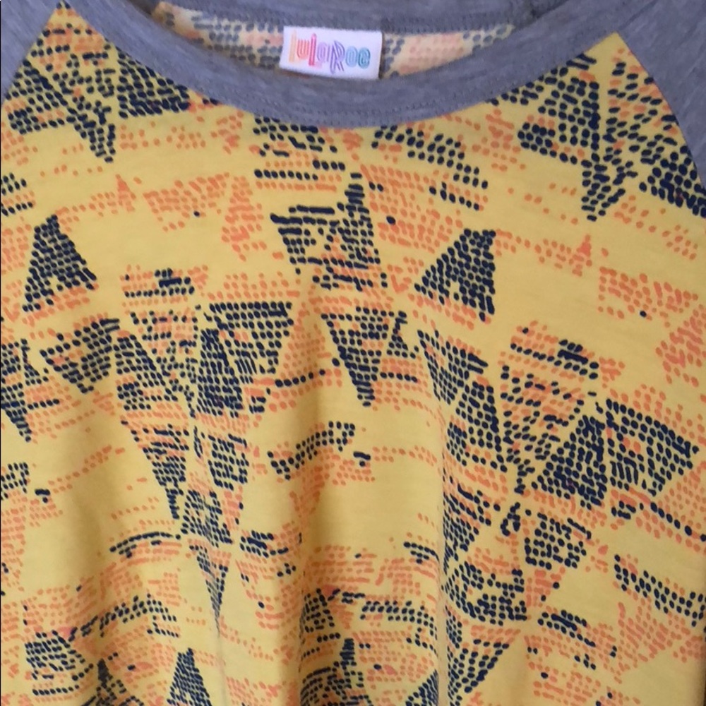 LuLaRoe Randy tee - Picture 2 of 2